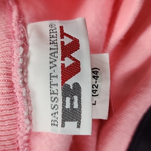 🦜 Vintage Bassett Walker Pink Tropical Parrot Sweatshirt - Picture 6 of 8